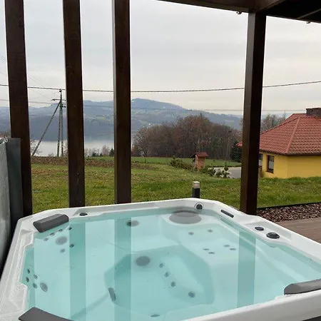 Wichrowe Wzgorze Z Jacuzzi * Znamirowice
