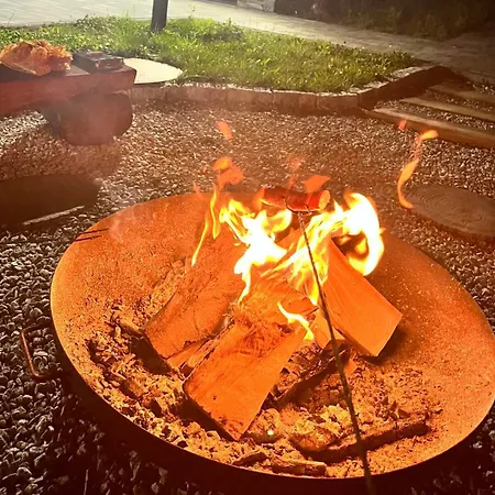 Wichrowe Wzgorze Z Jacuzzi *